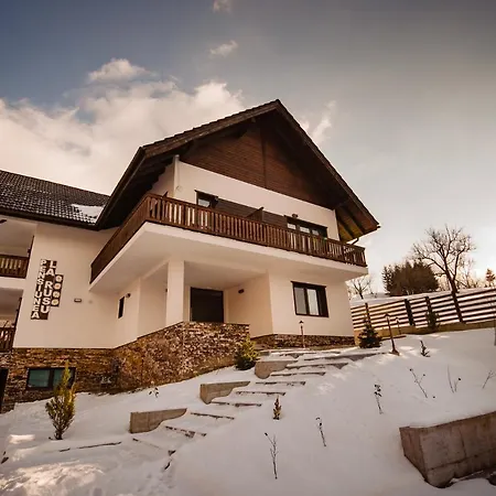 Agropensiunea Turistica La Rusu Villa *
